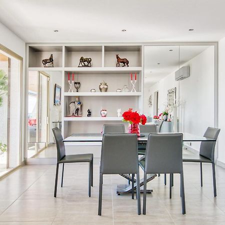 Stunning Flat With Terrace & Pool 7 Min From The Beach In Cassis - Welkeys מראה חיצוני תמונה
